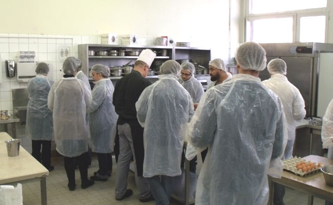 Cours de cuisine en compagnie des conseillers d'étude du CEF