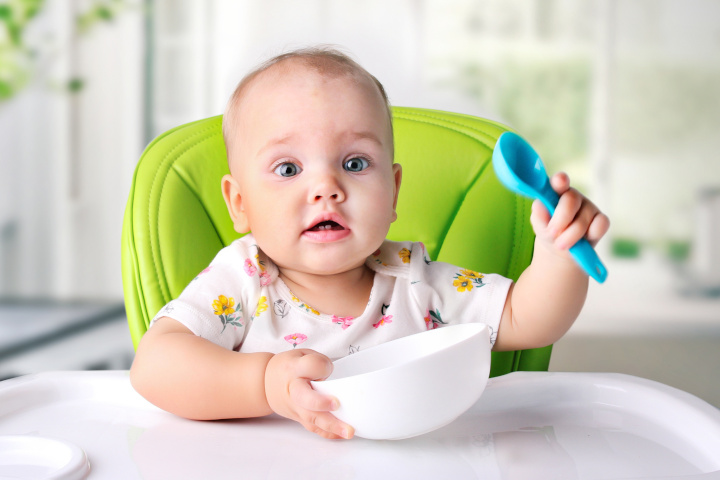 sucre dans l'alimentation de bébé