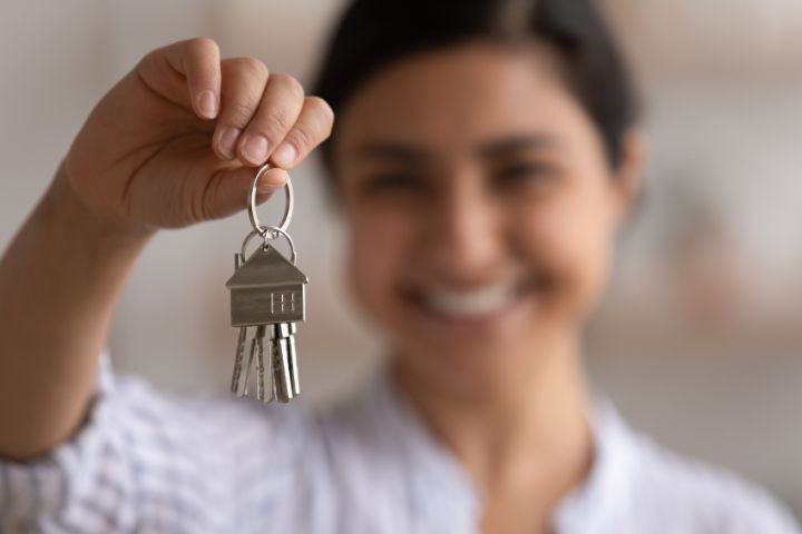 Se reconvertir en assistant immobilier