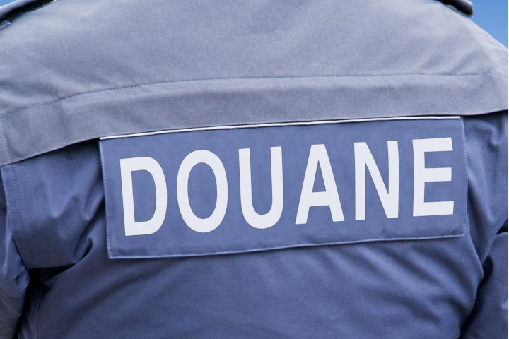 Le rôle du douanier en France