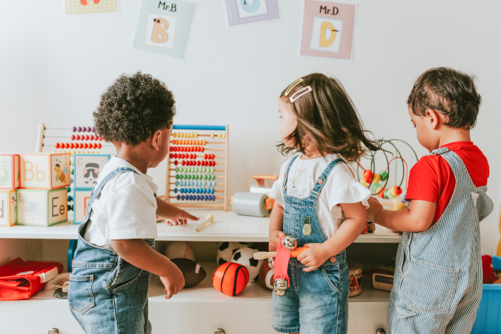 devenir auxiliaire de crèche