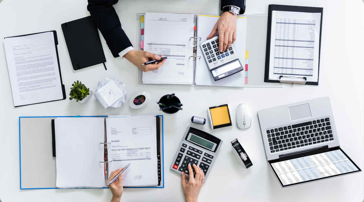 Image a la une Secrétaire comptable - assistant comptable : qui gagne le plus ?